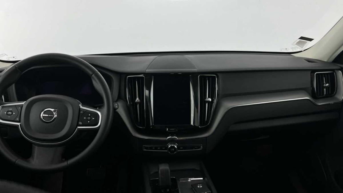 volvo-xc-60-2023-diesel-1969cc