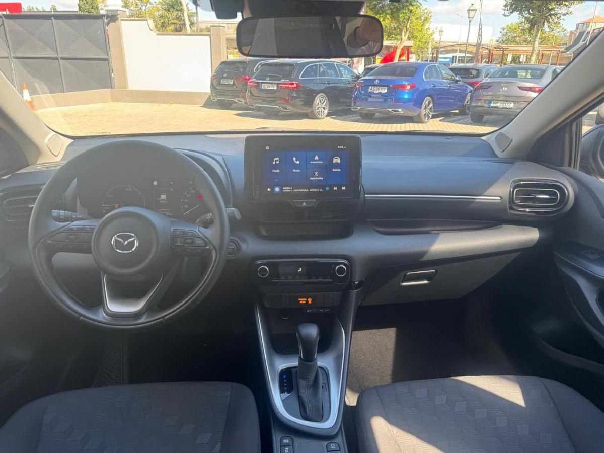 mazda-2-2024-hibrido-a-gasolina-1490cc