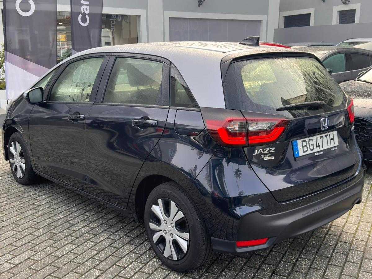 honda-jazz-2024-hibrido-a-gasolina-1498cc