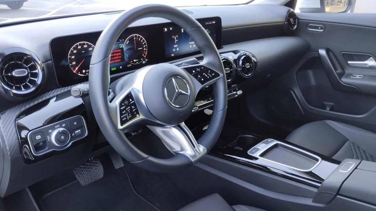 mercedes-benz-classe-a-2023-hibrido-a-gasolina-1332cc