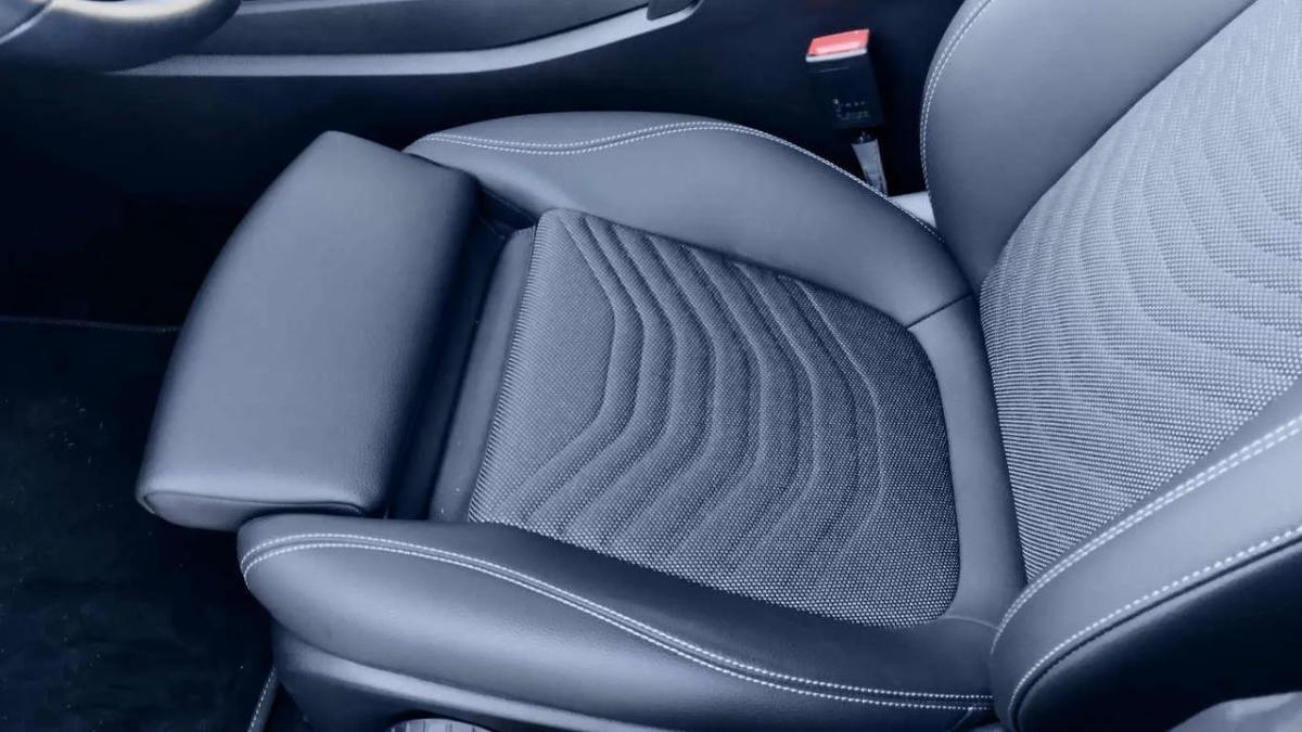 mercedes-benz-classe-a-2023-hibrido-a-gasolina-1332cc