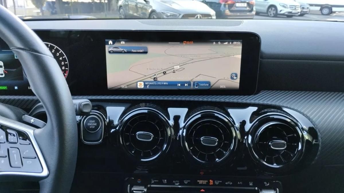 mercedes-benz-classe-a-2023-hibrido-a-gasolina-1332cc