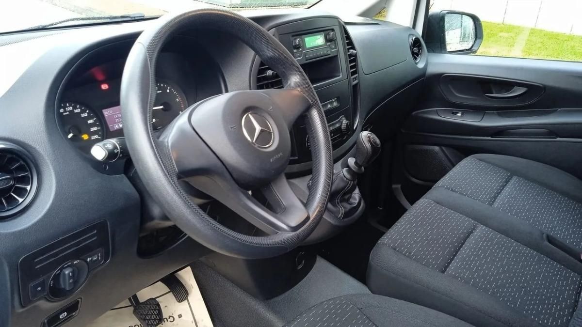 mercedes-benz-vito-2020-diesel-1749cc