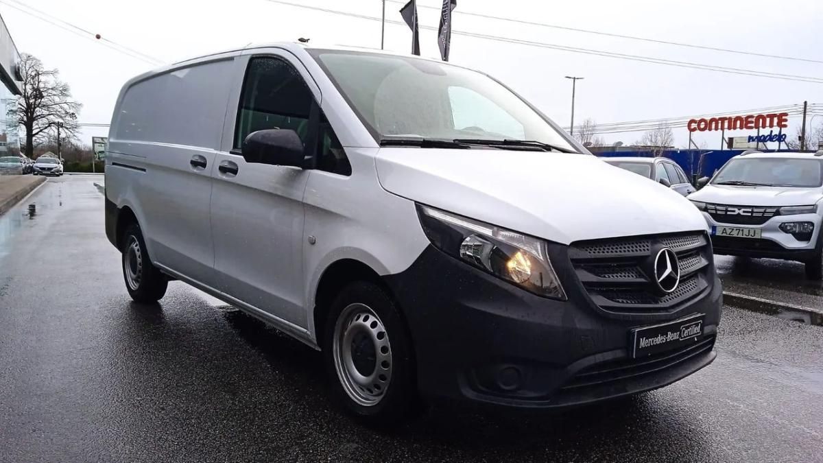 mercedes-benz-vito-2020-diesel-1749cc