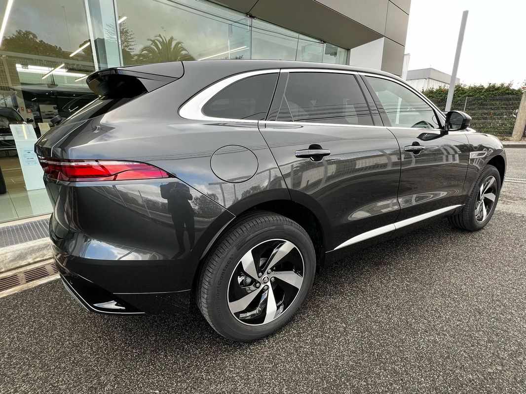 jaguar-f-pace-2025-hibrido-a-gasolina-1997cc