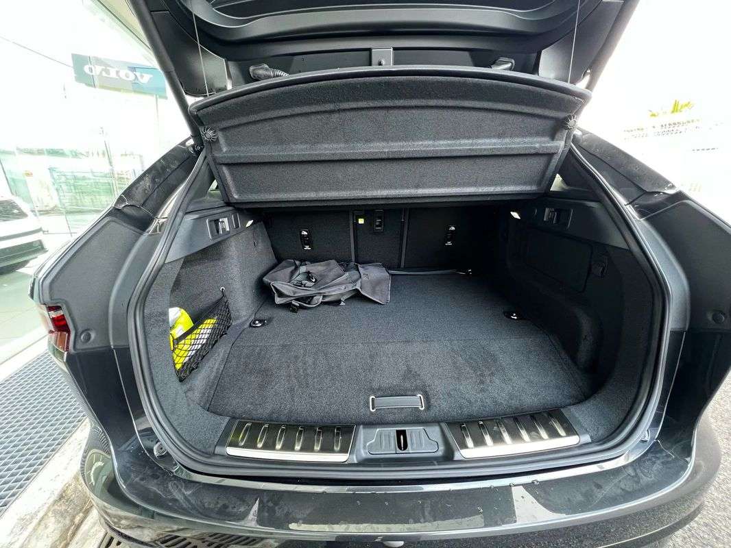 jaguar-f-pace-2025-hibrido-a-gasolina-1997cc