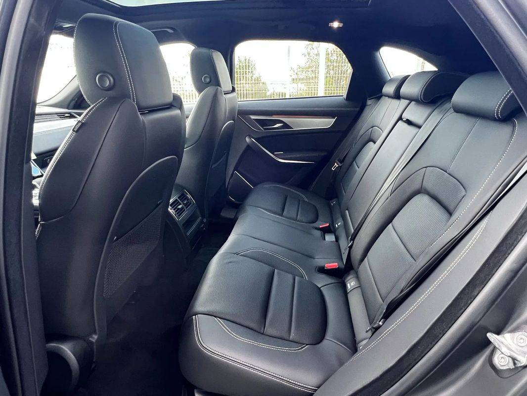 jaguar-f-pace-2025-hibrido-a-gasolina-1997cc