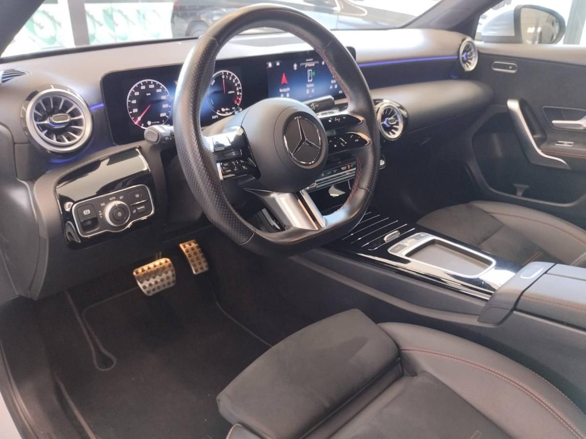 mercedes-benz-classe-a-2024-hibrido-a-gasolina-1332cc