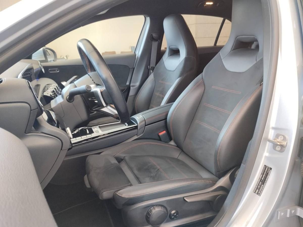 mercedes-benz-classe-a-2024-hibrido-a-gasolina-1332cc