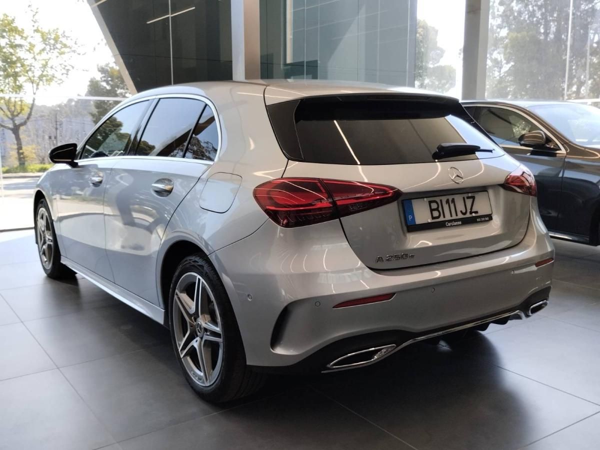 mercedes-benz-classe-a-2024-hibrido-a-gasolina-1332cc