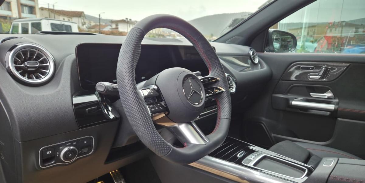 mercedes-benz-gla-2025-gasolina-1332cc