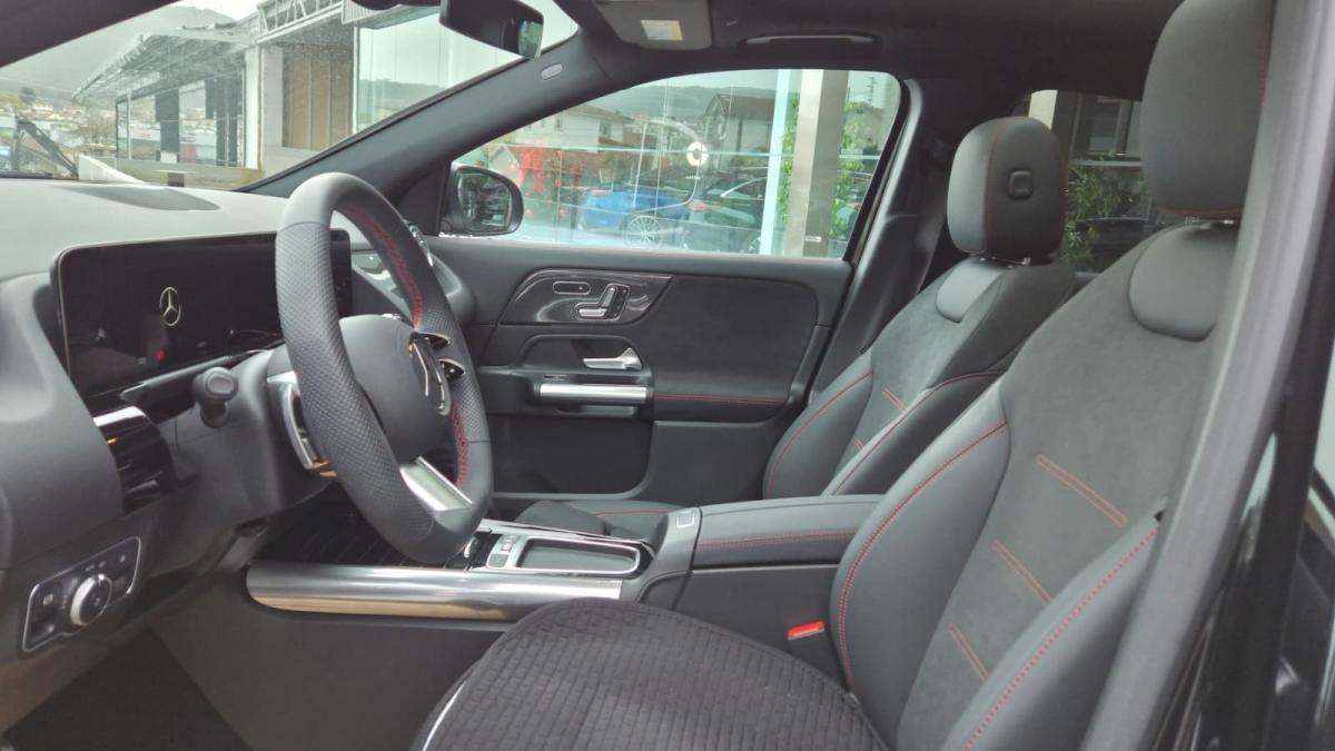 mercedes-benz-gla-2025-gasolina-1332cc