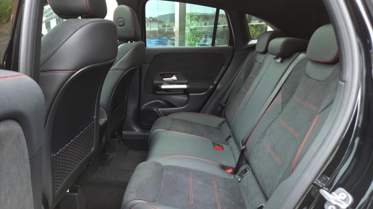 mercedes-benz-gla-2025-gasolina-1332cc