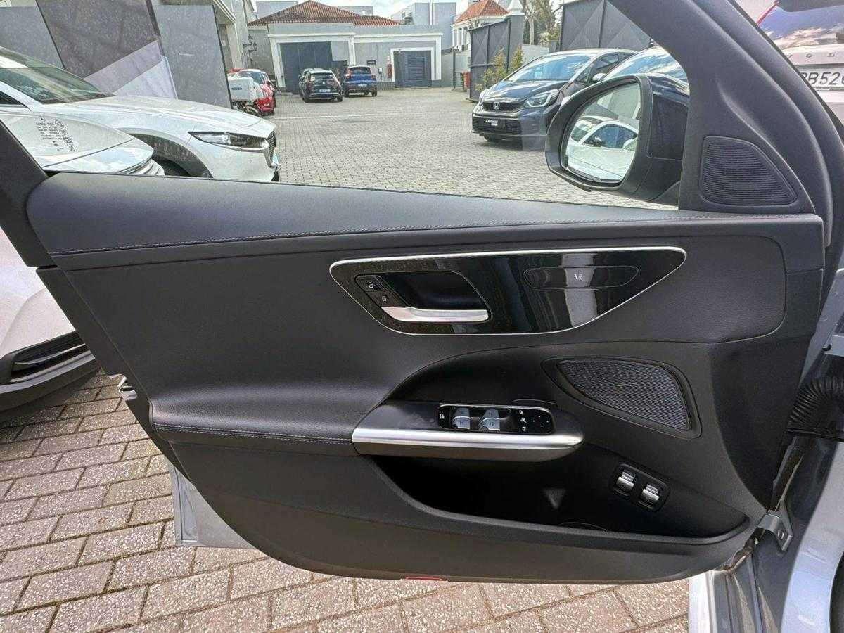 mercedes-benz-classe-c-2024-hibrido-a-gasolina-1999cc