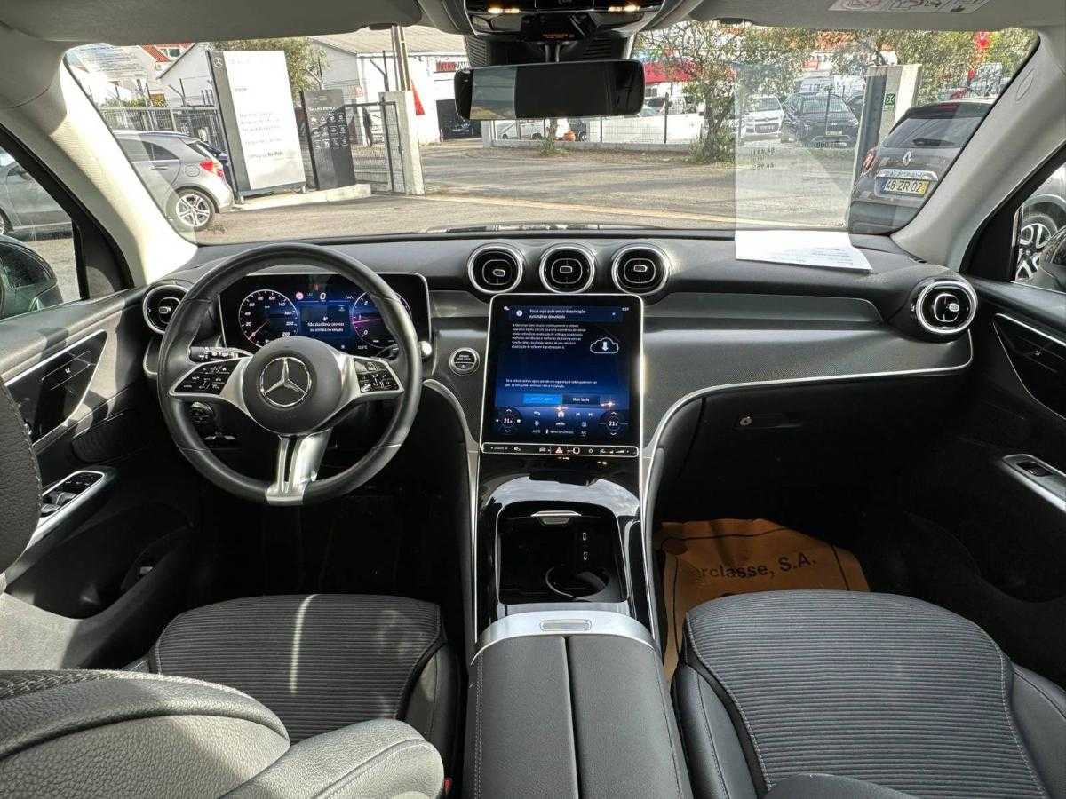 mercedes-benz-glc-2025-diesel-1993cc