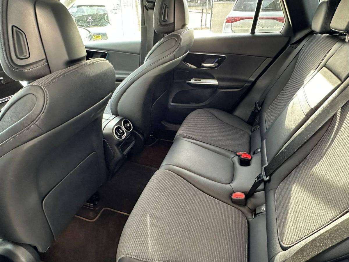 mercedes-benz-glc-2025-diesel-1993cc