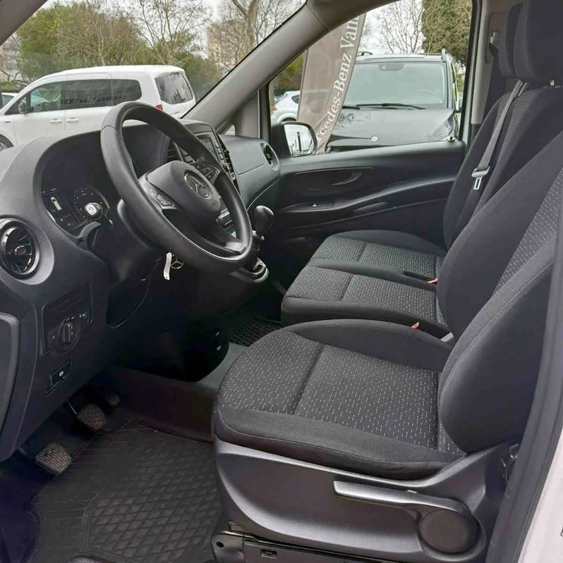 mercedes-benz-vito-2023-diesel-2143cc