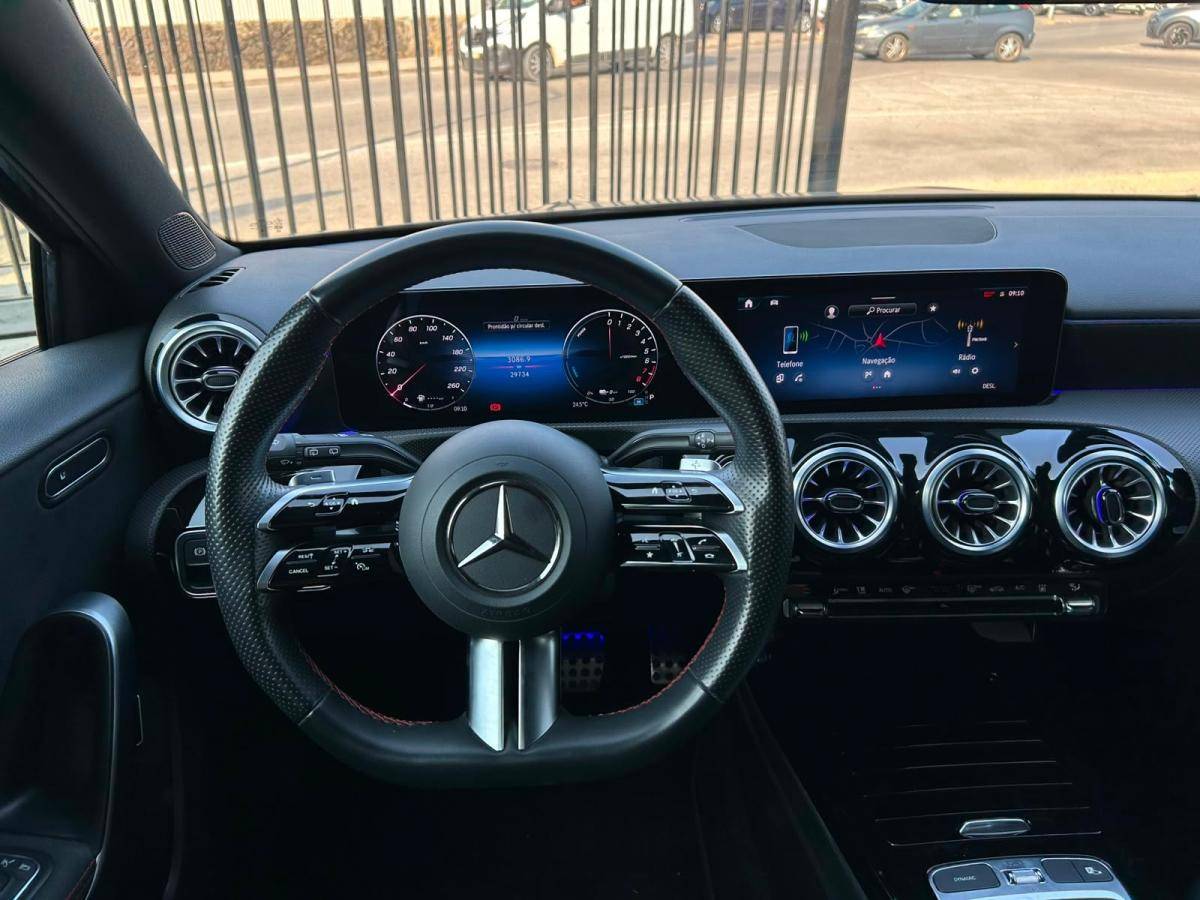 mercedes-benz-classe-a-2024-hibrido-a-gasolina-1332cc
