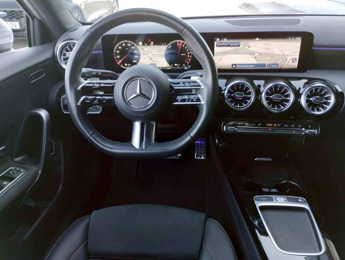 mercedes-benz-classe-a-2023-hibrido-a-gasolina-1332cc