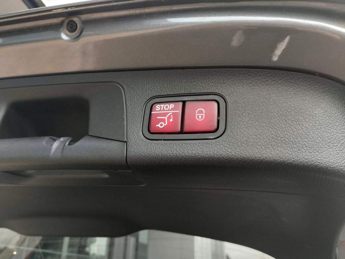 mercedes-benz-gla-2025-hibrido-a-gasolina-1332cc