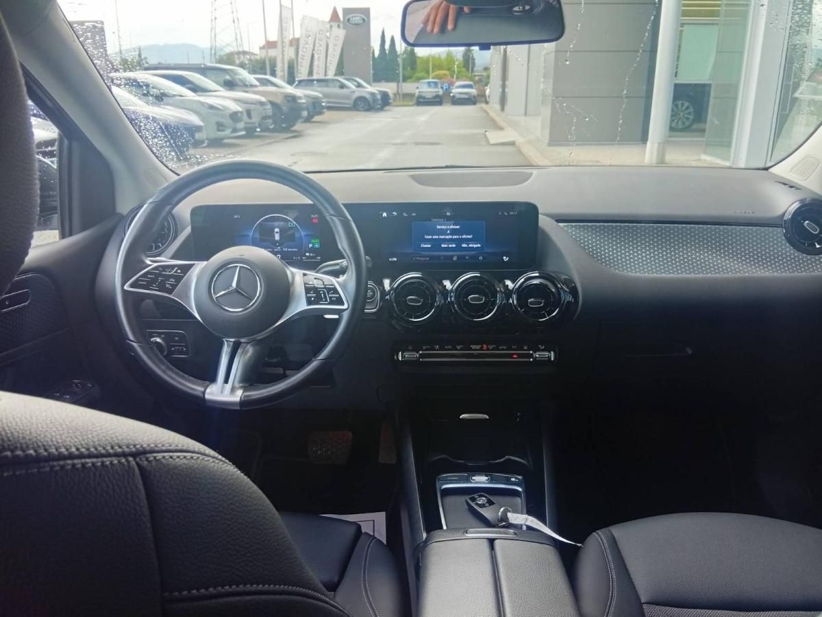 mercedes-benz-classe-b-2024-hibrido-a-gasolina-1332cc
