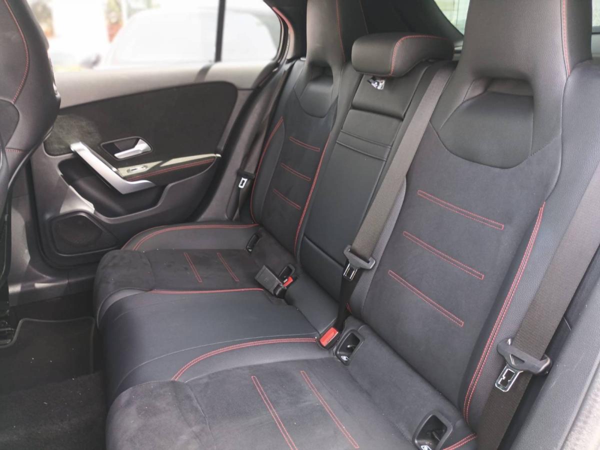 mercedes-benz-classe-a-2024-hibrido-a-gasolina-1332cc
