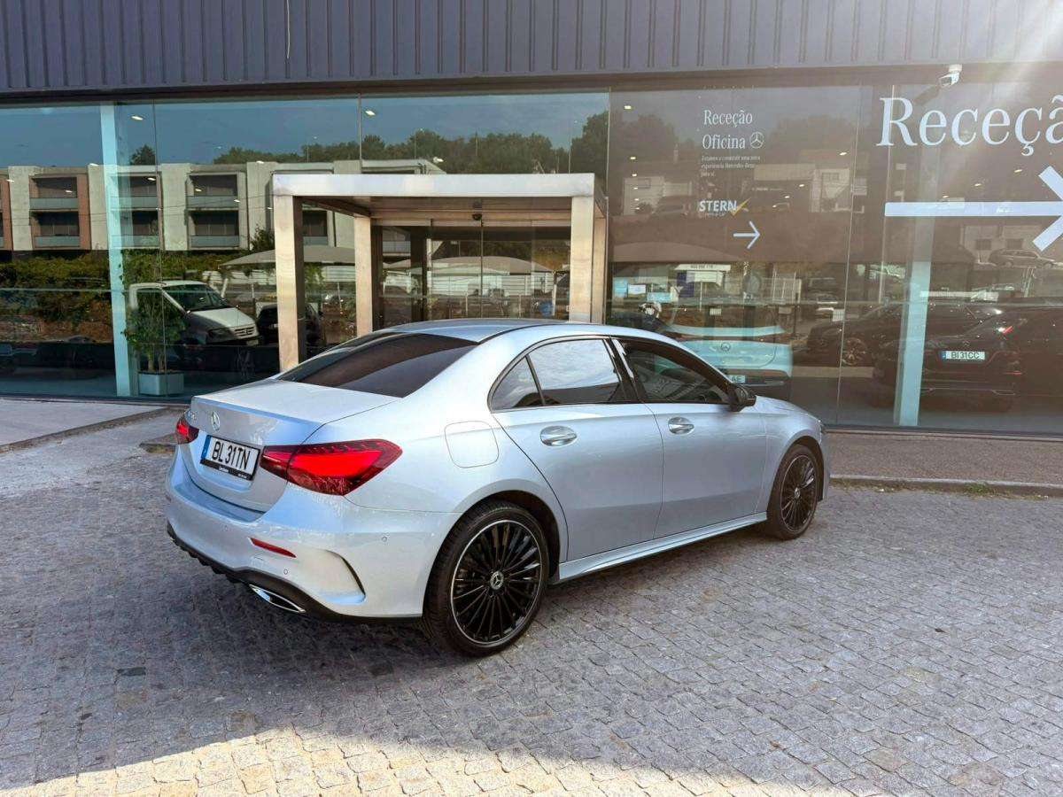 mercedes-benz-classe-a-2024-hibrido-a-gasolina-1332cc