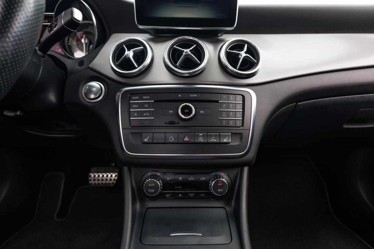 mercedes-benz-cla-220-cdi-2-1-2015-diesel-2143cc