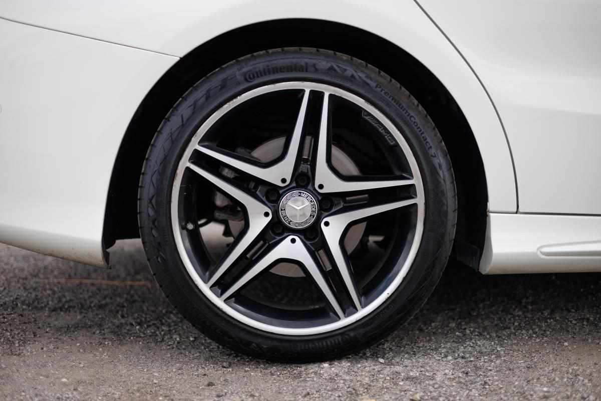 mercedes-benz-cla-220-cdi-2-1-2015-diesel-2143cc
