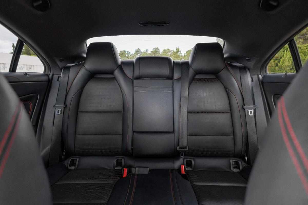 mercedes-benz-cla-220-cdi-2-1-2015-diesel-2143cc