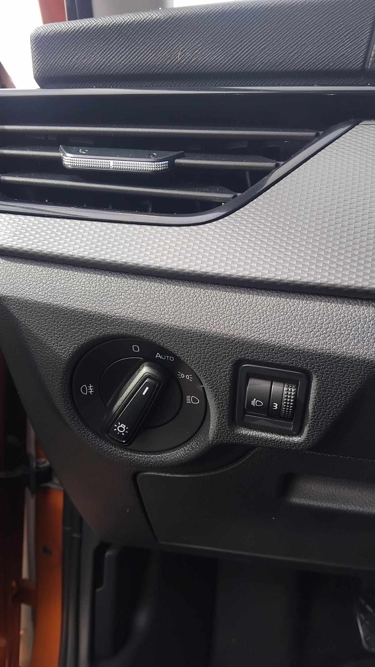 skoda-kamiq-1-0-tsi-2022-gasolina-999cc