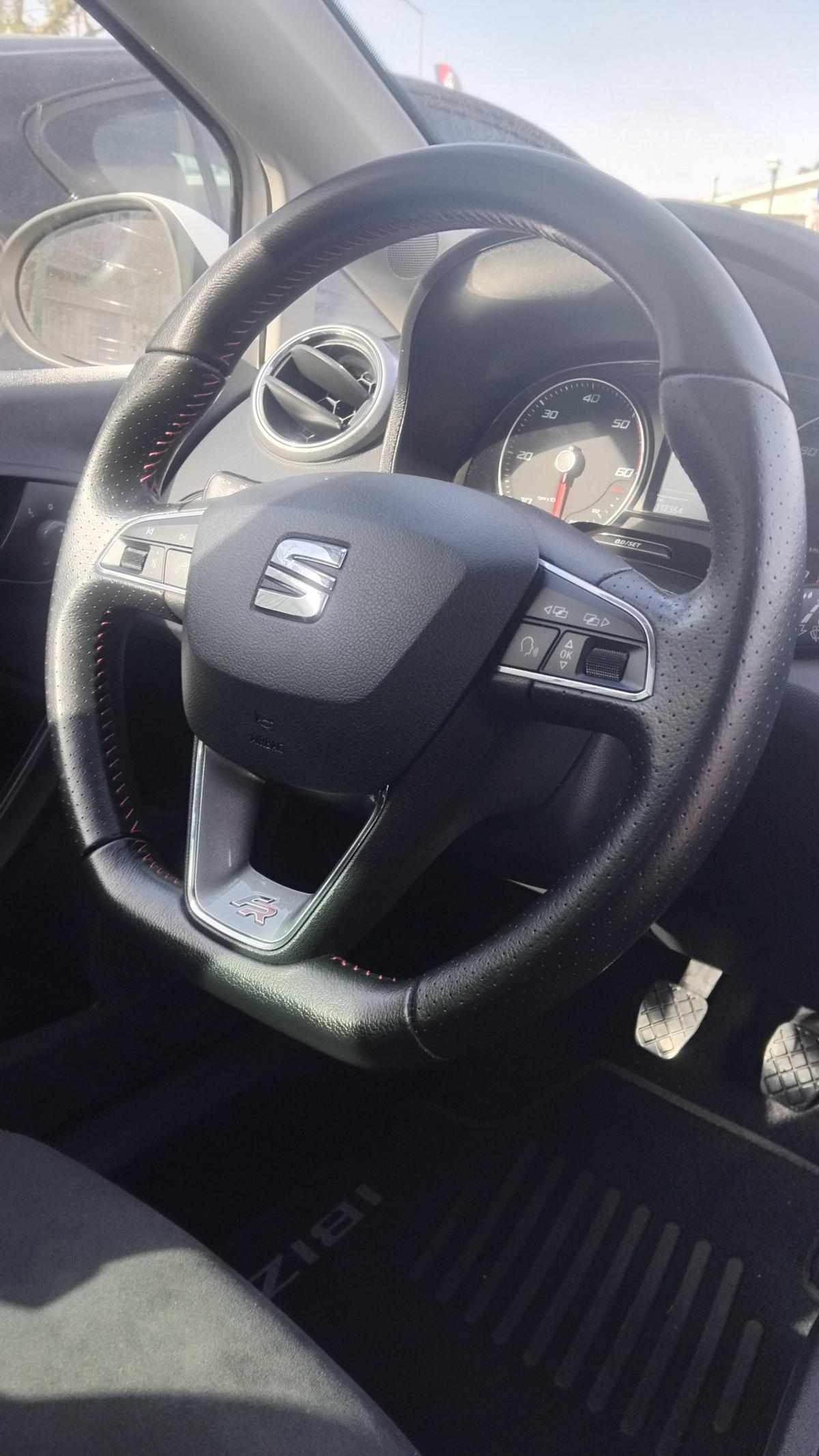 seat-ibiza-1-4-fr-2015-diesel-1422cc