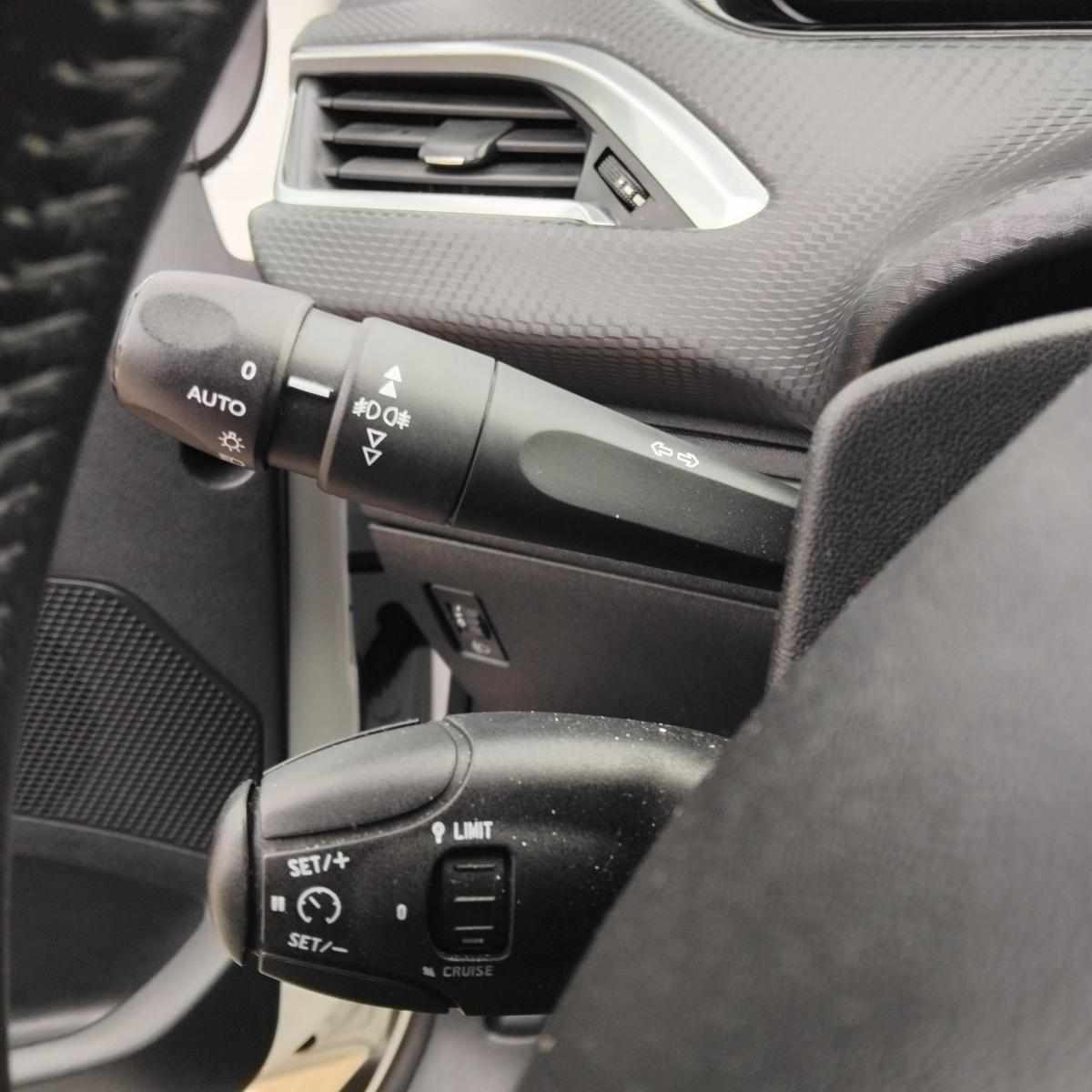 peugeot-2008-1-2-vti-2017-gasolina-1199cc