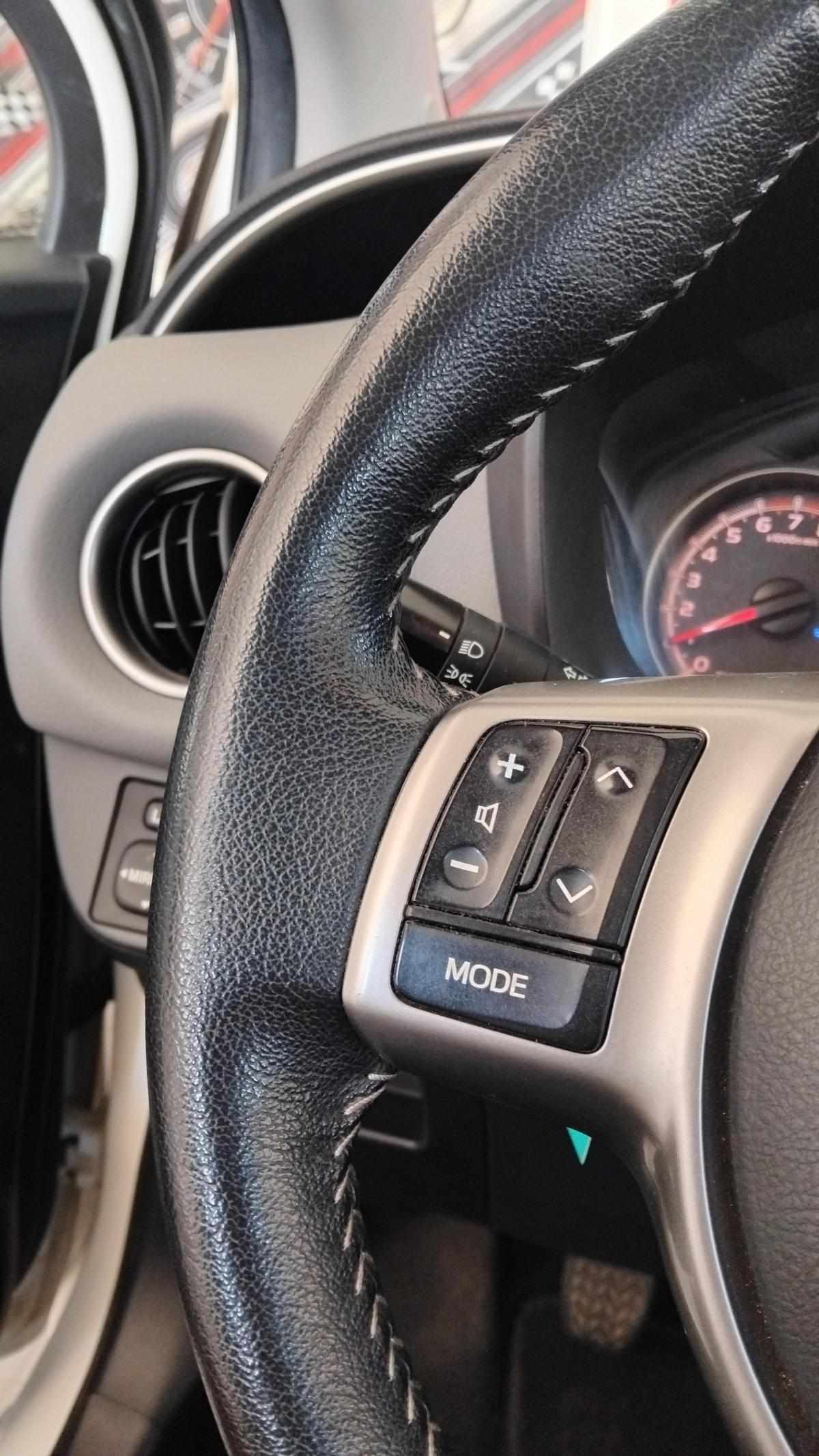toyota-yaris-1-0-vvt-i-2017-gasolina-998cc