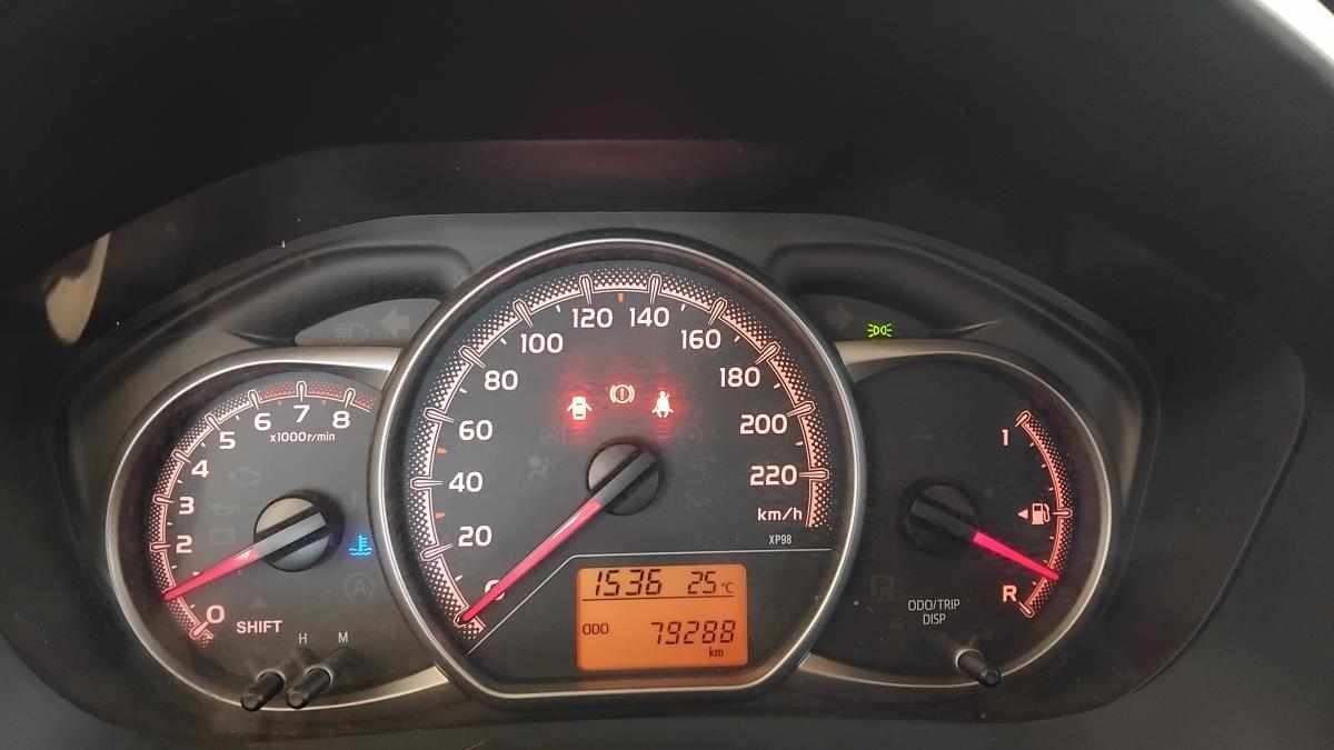 toyota-yaris-1-0-vvt-i-2017-gasolina-998cc