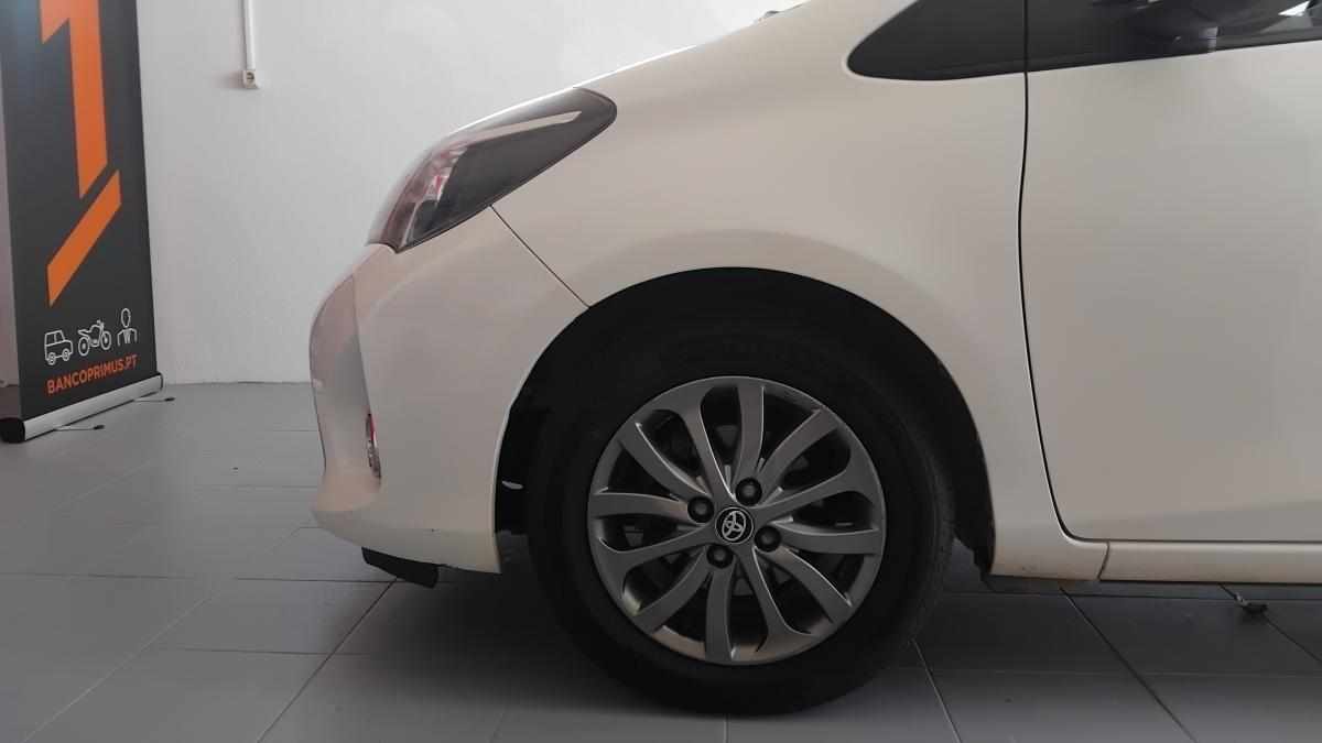 toyota-yaris-1-0-vvt-i-2017-gasolina-998cc