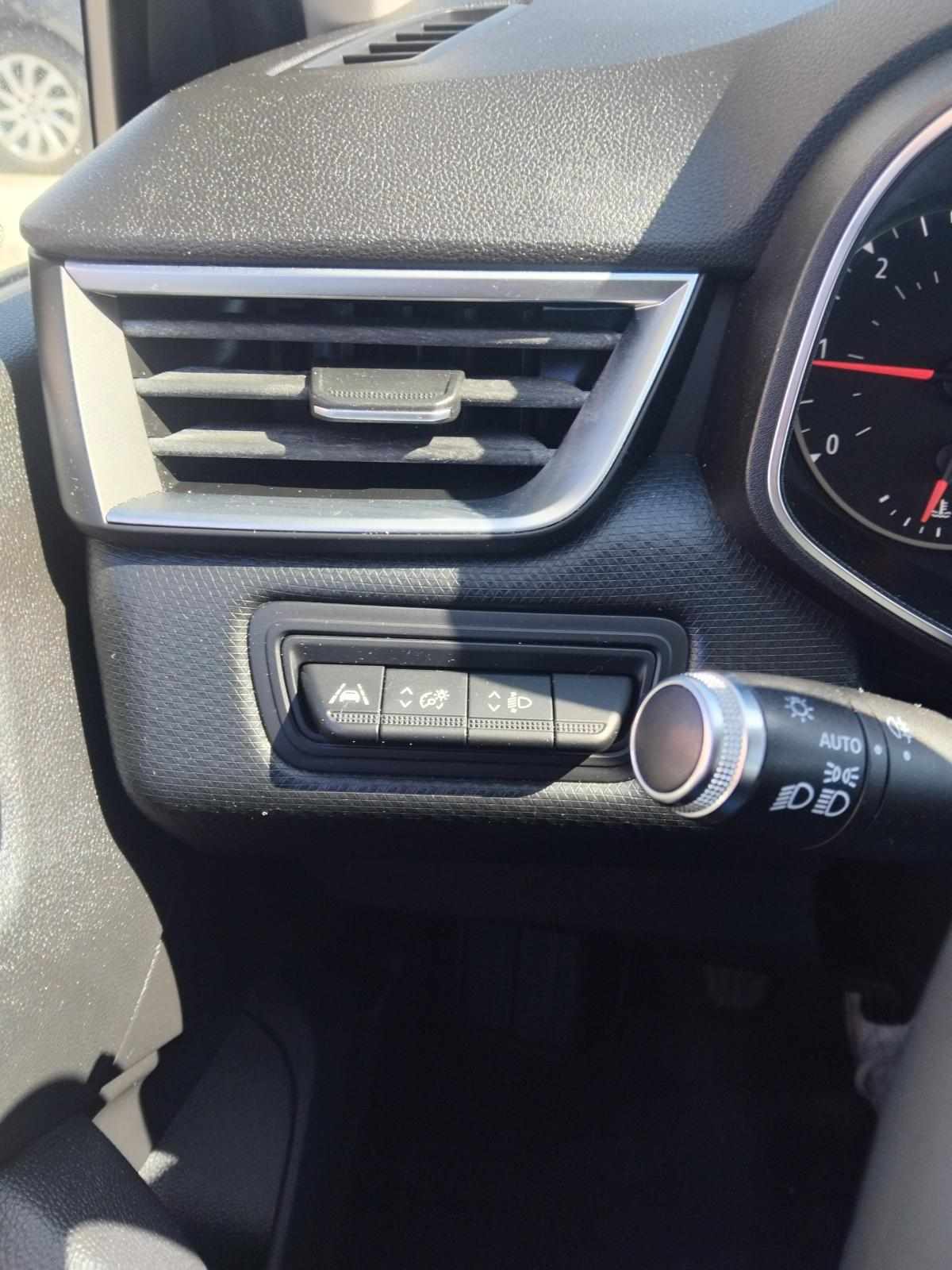 renault-clio-1-5-blue-dci-2020-diesel-1461cc