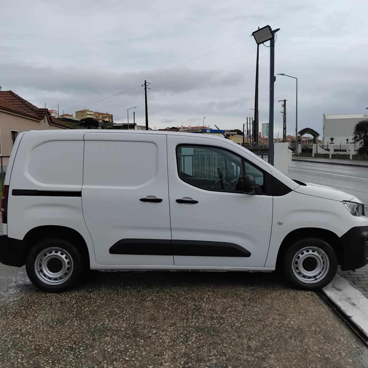 peugeot-partner-1-5-bluehdi-2020-diesel-1499cc