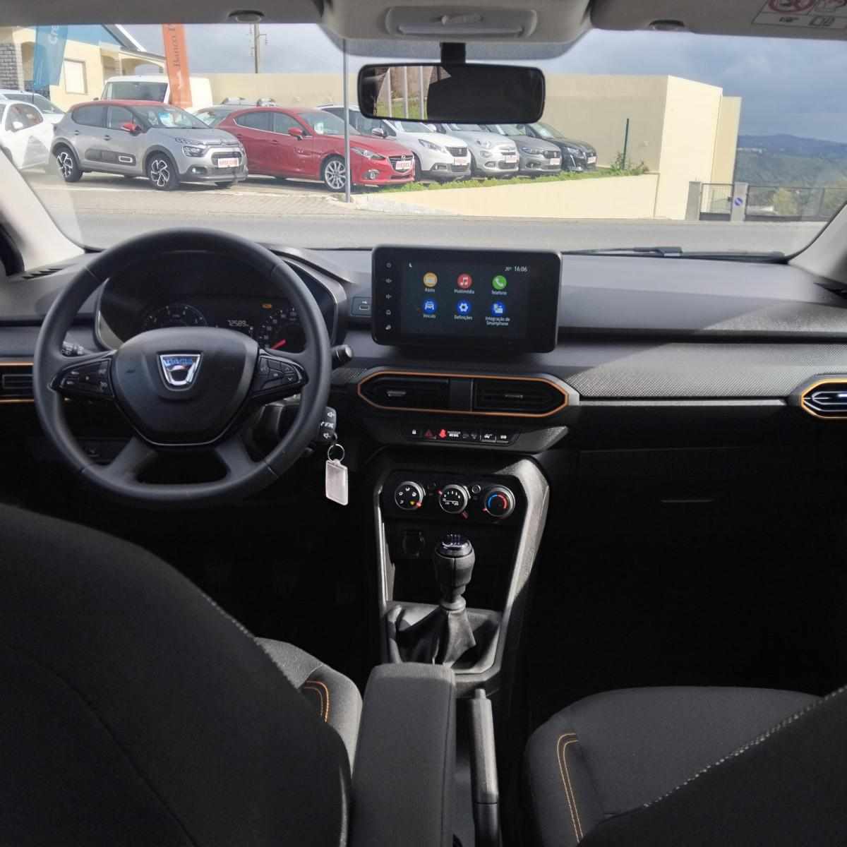 dacia-sandero-1-0-tce-2022-gasolina-999cc