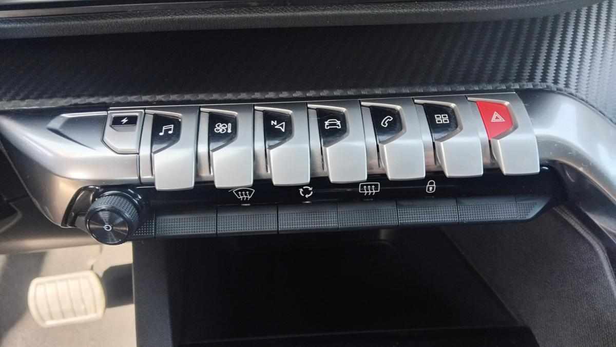 peugeot-3008-1-6-puretech-2023-gasolina-1598cc