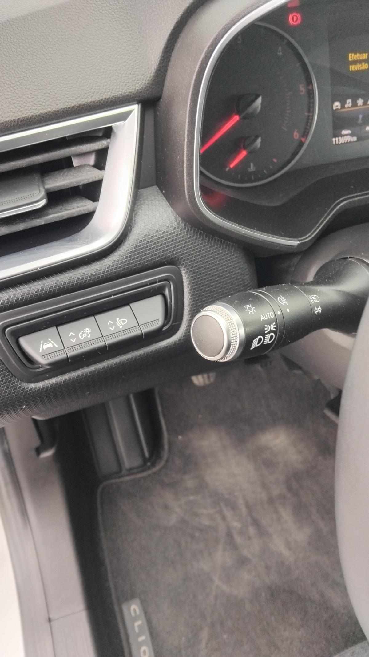 renault-clio-1-5-blue-dci-2021-diesel-1461cc