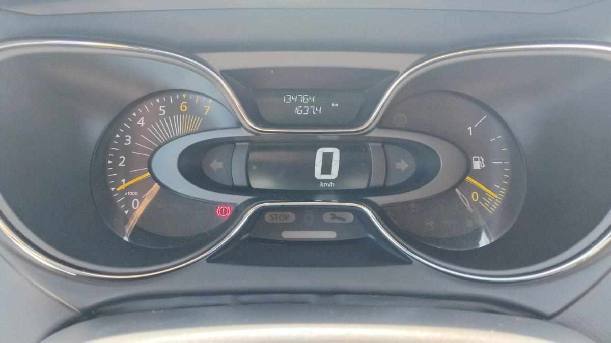 renault-captur-0-9-tce-2015-gasolina-898cc