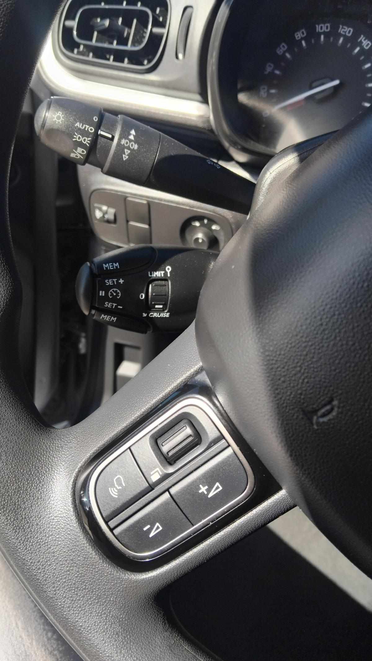 citroen-c3-1-2-puretech-2023-gasolina-1199cc