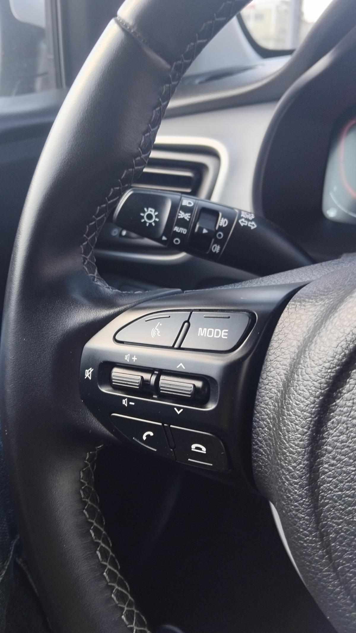 kia-stonic-1-0-t-gdi-2024-gasolina-998cc
