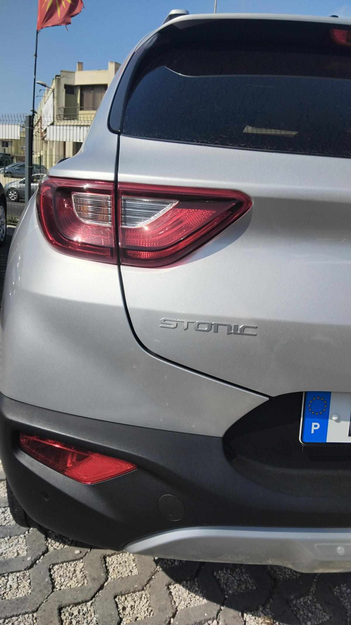 kia-stonic-1-0-t-gdi-2024-gasolina-998cc