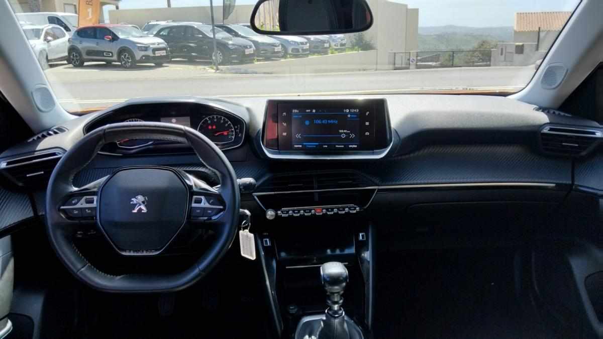 peugeot-2008-1-2-puretech-2022-gasolina-1199cc