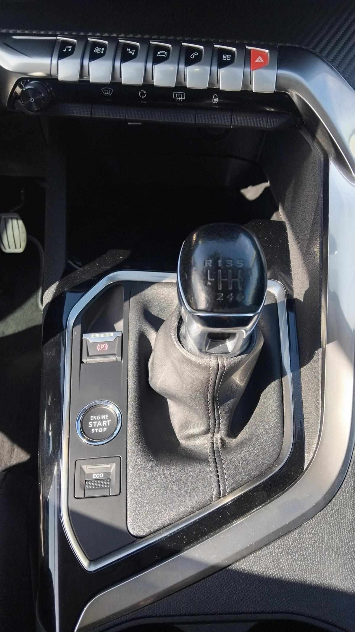 peugeot-5008-1-5-bluehdi-2022-diesel-1499cc