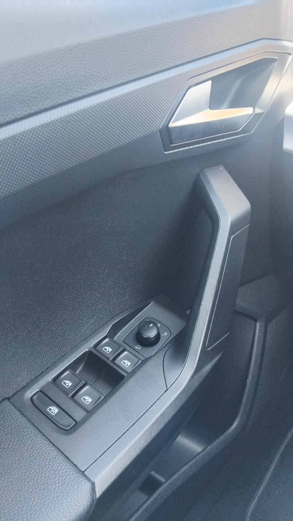 seat-ibiza-1-0-ecotsi-2022-gasolina-999cc