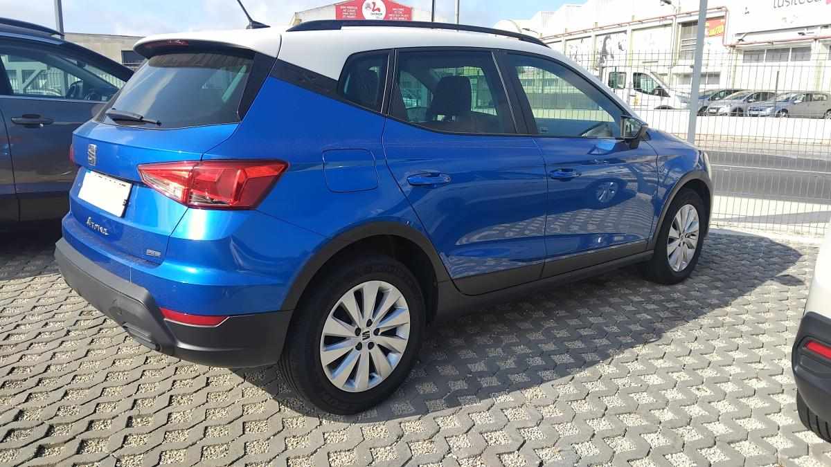 seat-arona-1-0-tsi-2022-gasolina-999cc
