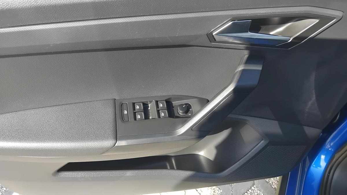 seat-arona-1-0-tsi-2023-gasolina-999cc